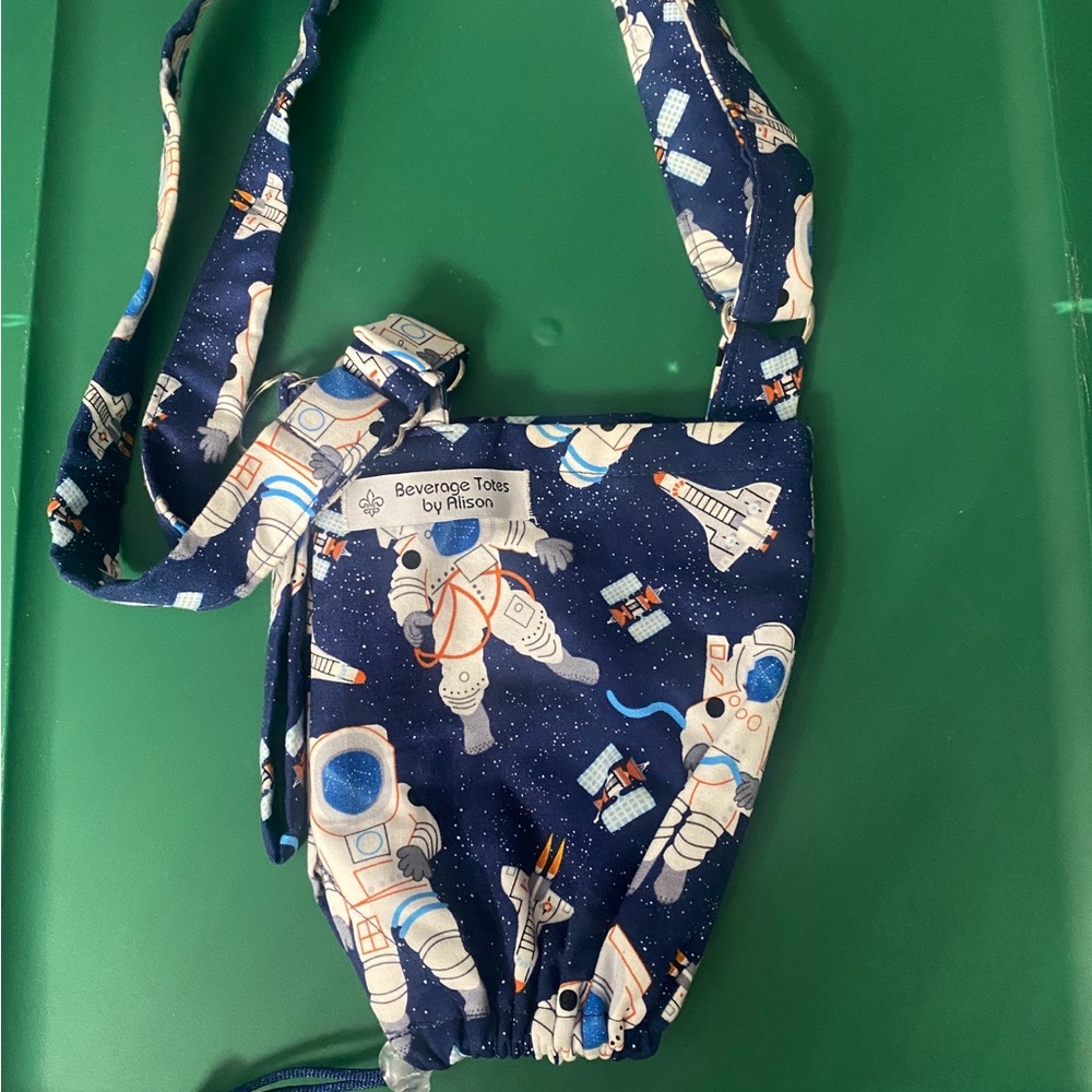 Astronaut Print Beverage Tote